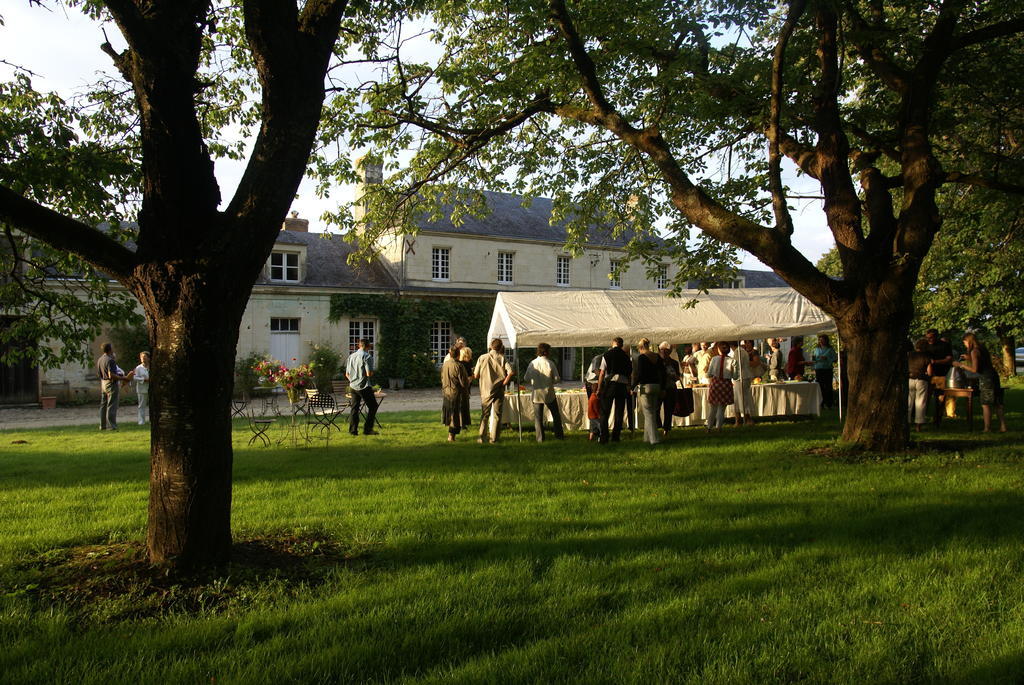 La Mesnagerie Bed and Breakfast Jarzé Exteriör bild